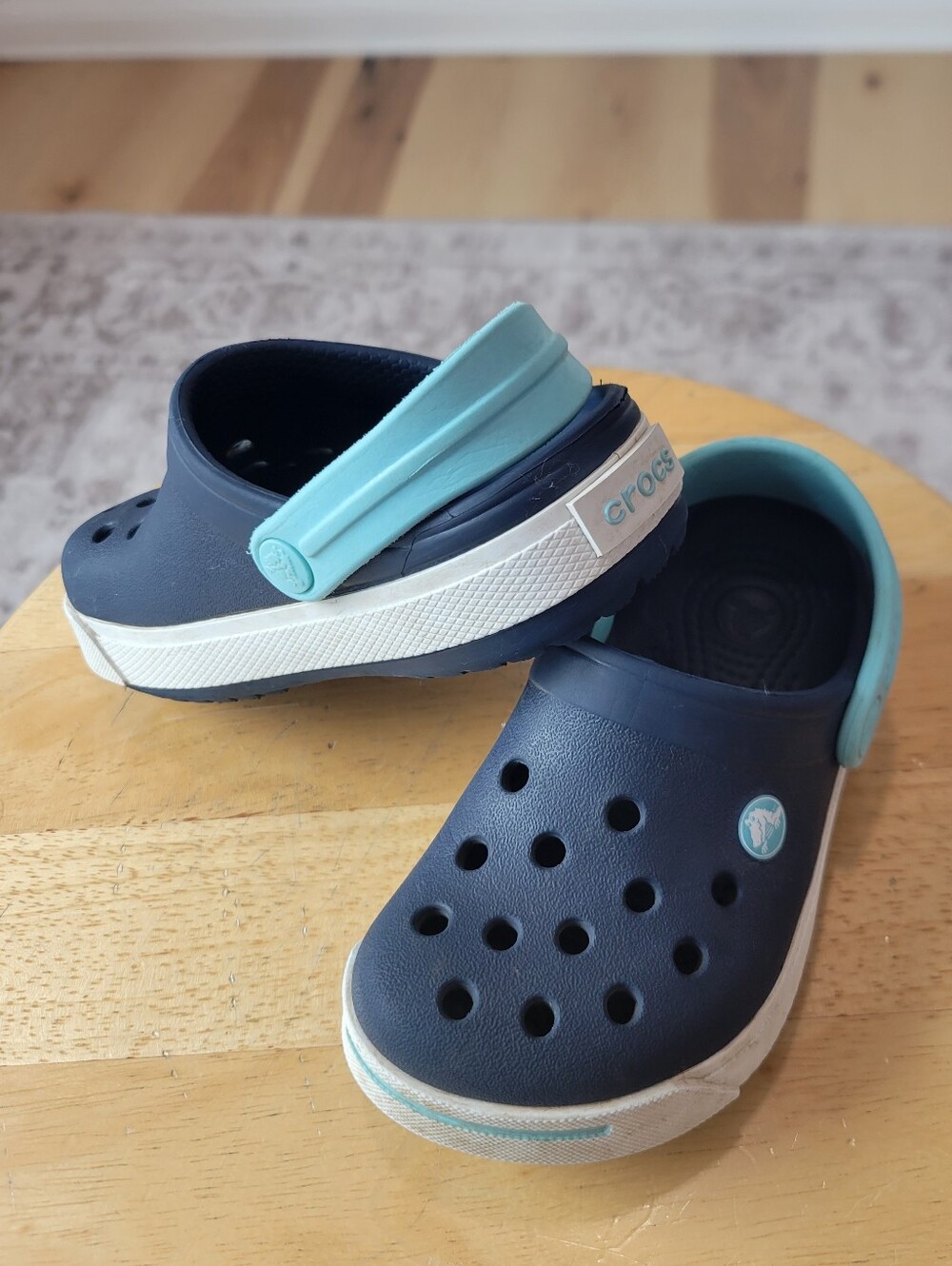 Crocs Crocband II Kids Clogs Navy & Ice Blue Little Kid 6/7